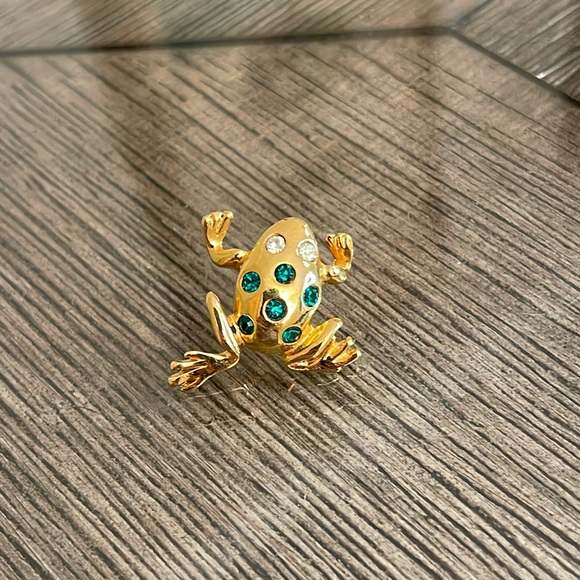 Vintage 1994 Avon Garden Friends Tac Pin - Frog - Picture 2 of 16